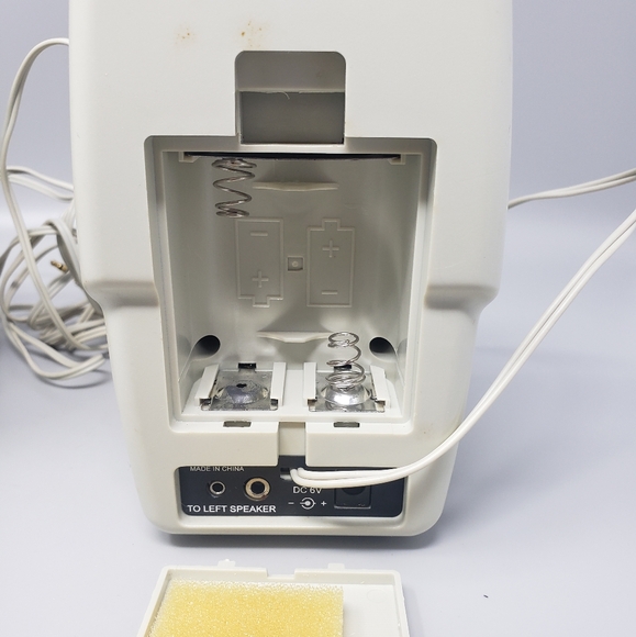 Juster Mulimedia Computer Speaker System - Picture 7 of 8